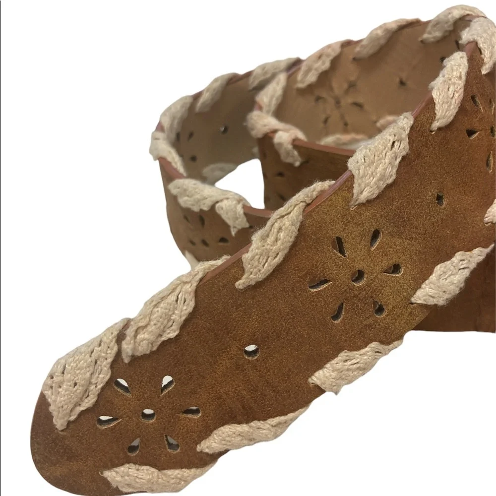 Faux Leather & Lace Belt
